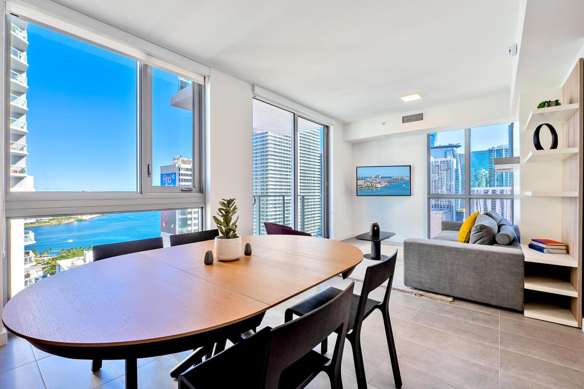 Spacious Studio In The Heart Of Downtown Miami Daire Dış mekan fotoğraf