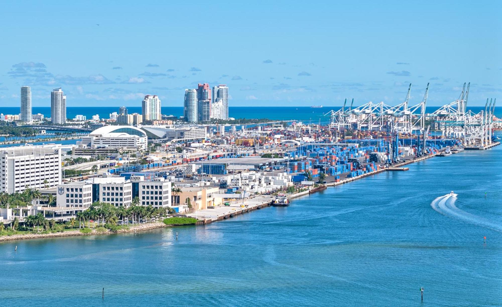 Spacious Studio In The Heart Of Downtown Miami Daire Dış mekan fotoğraf