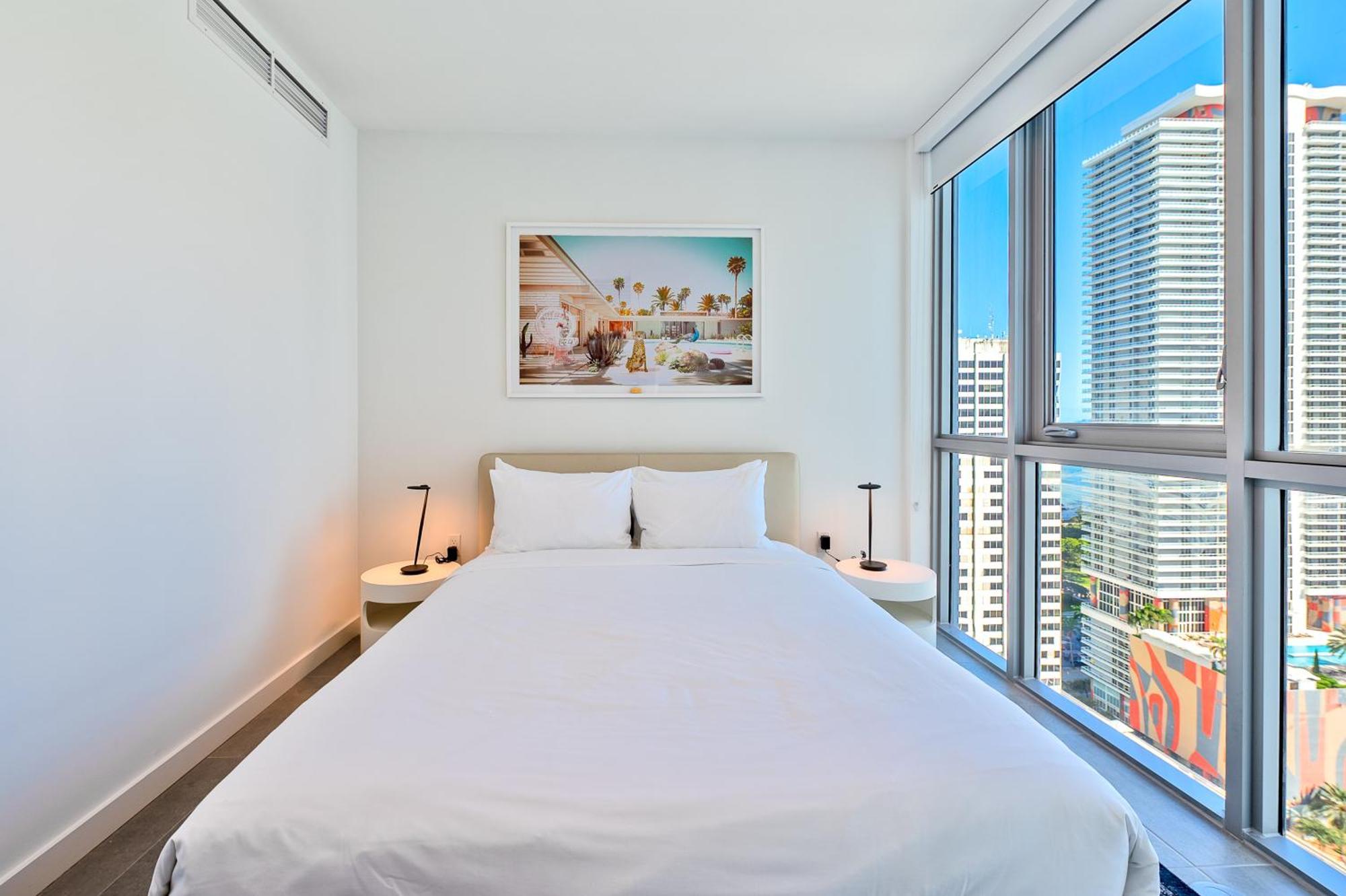 Spacious Studio In The Heart Of Downtown Miami Daire Dış mekan fotoğraf